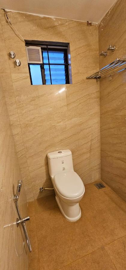 Blueway Residency Downtown Hotel Thiruvananthapuram Exteriör bild