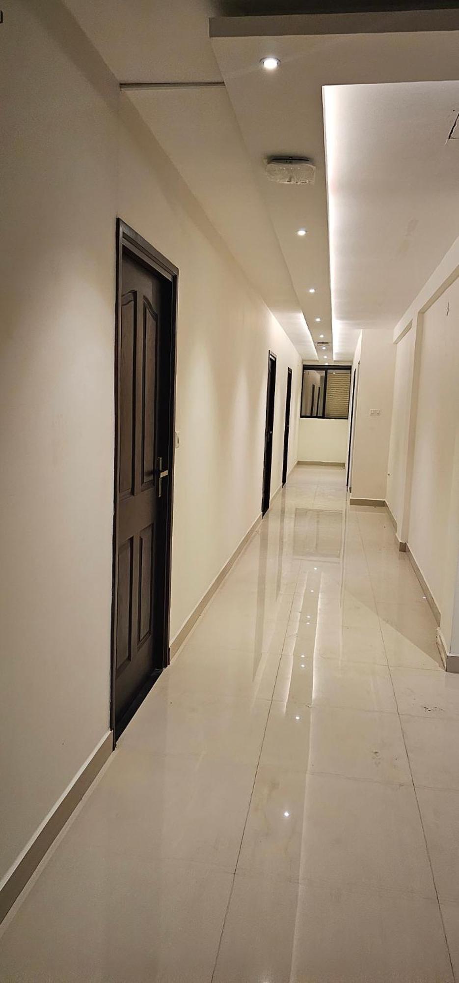 Blueway Residency Downtown Hotel Thiruvananthapuram Exteriör bild