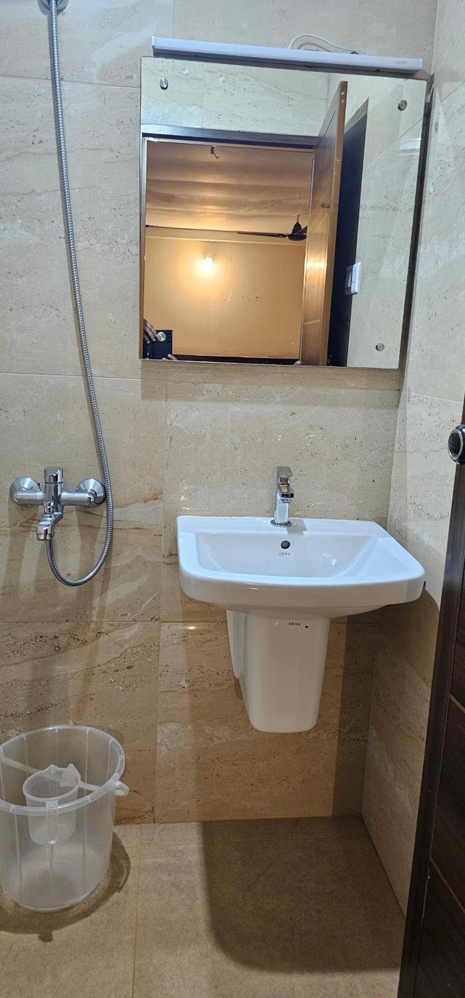 Blueway Residency Downtown Hotel Thiruvananthapuram Exteriör bild